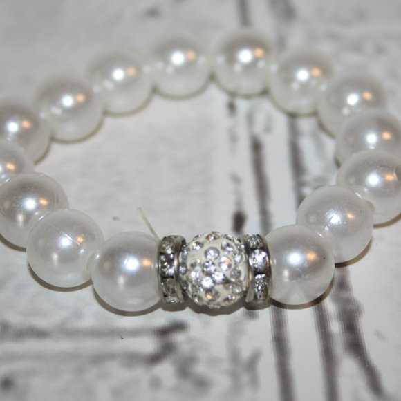 💎 Pearl & Rhinestone Bracelet · 7" · Glam Glow 🤍 - Picture 1 of 3